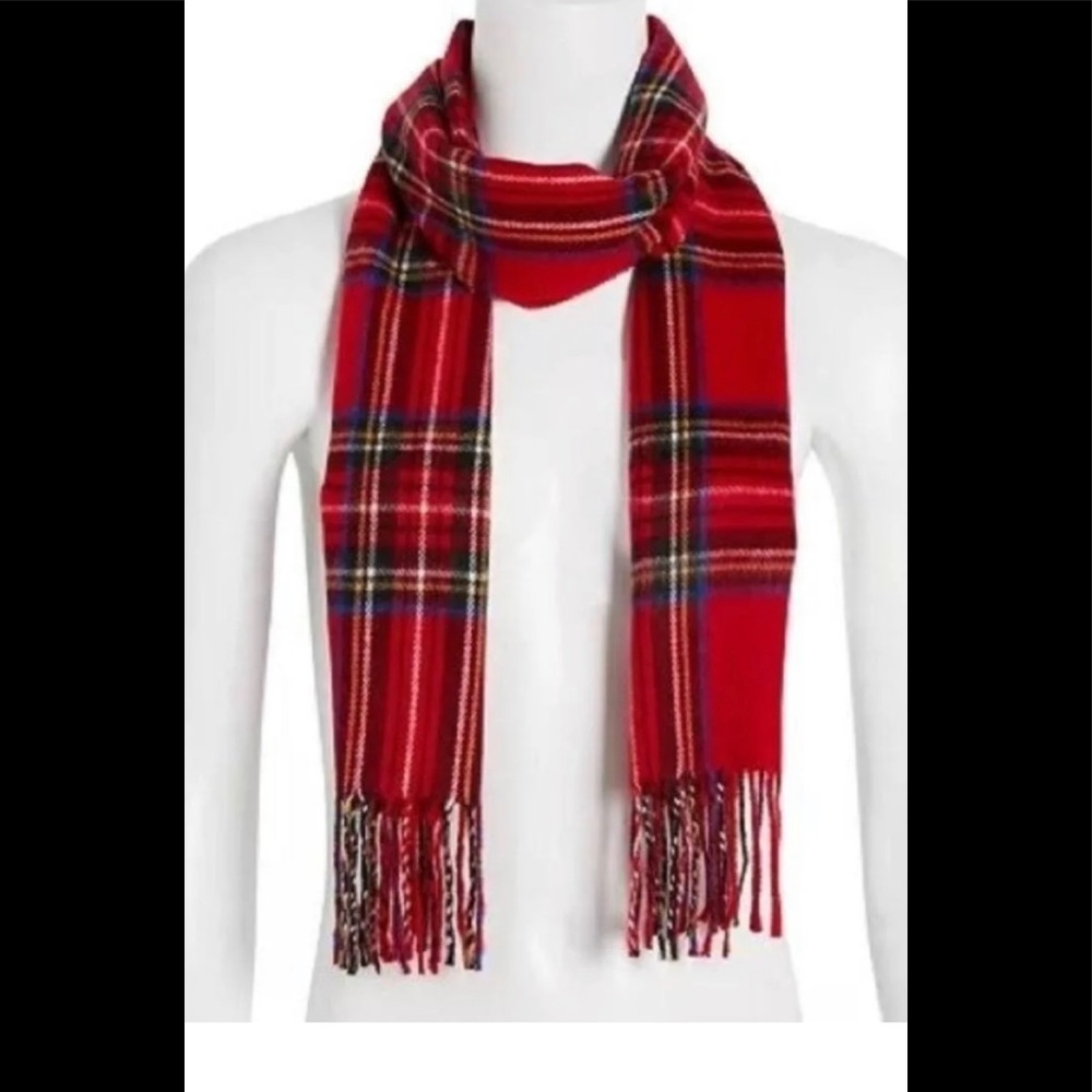 Steve Madden Red Plaid unisex winter scarf.   0143